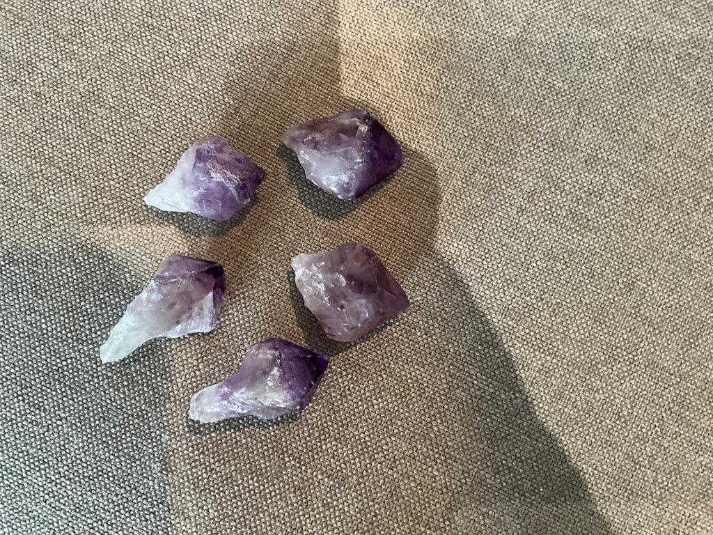 Amethyst raw points