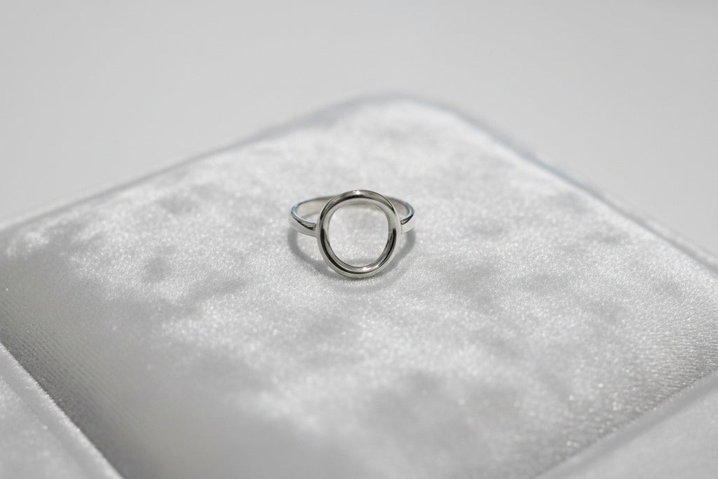 Sterling Sliver Circle - Size 8