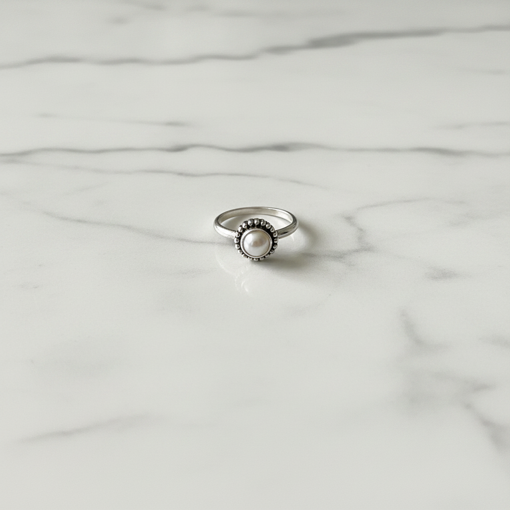 Silver Round Pearl Ring Size 8