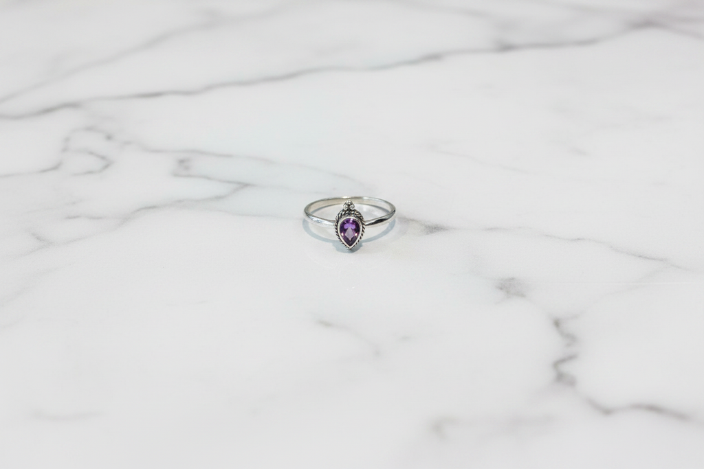 Silver Teardrop Amethyst Ring Size 12