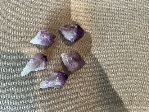 Amethyst raw points