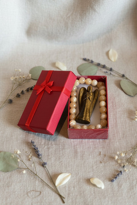 Tigers Eye Carved Angel and Yellow Calcite Bracelet Gift Pack