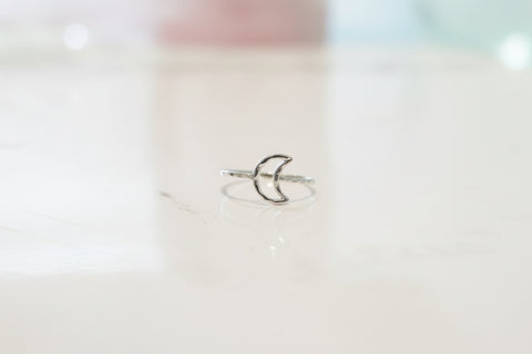 Sterling Sliver Crescent Moon - Size 9