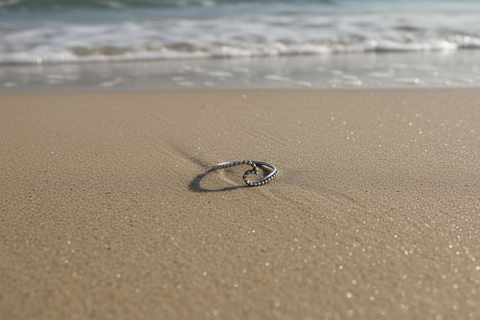 Silver Studded Wave Ring size 10
