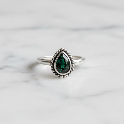 Sterling Silver Teardrop Green Quartz Ring - Size 6