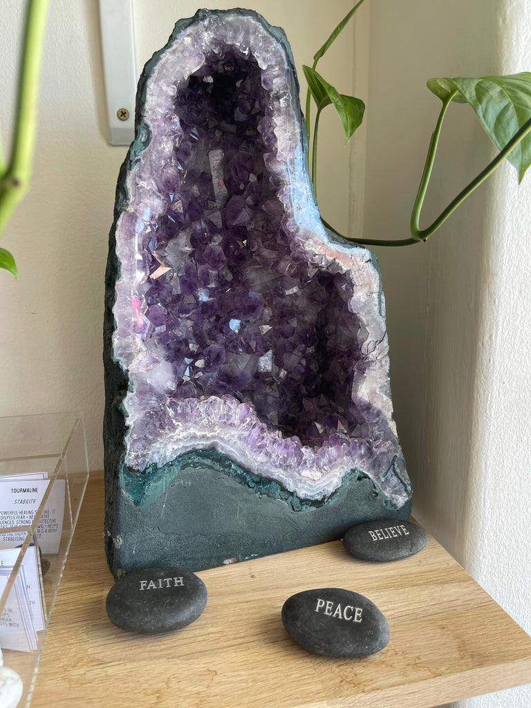 Amethyst Cave 10.24kg